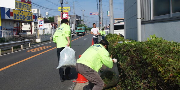 県道22号 会社前